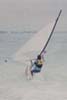 1983, en Bretagne. Bruno Legaignoux navigue sur une planche  voile conue et fabrique par lui-mme.